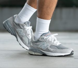کتونی نیوبالانس New Balance 990 لیبل آمریکا سایز 41 تا 45