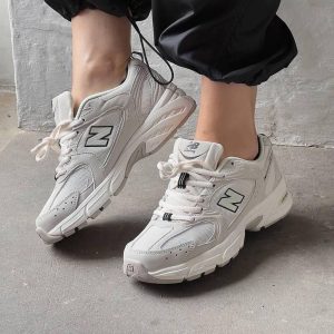 کتونی نیوبالانس New Balance 530 بارکددار ویتنامی سایز 37 تا 45
